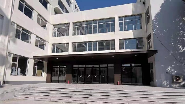 東川路交通大學鋁網板工程案例