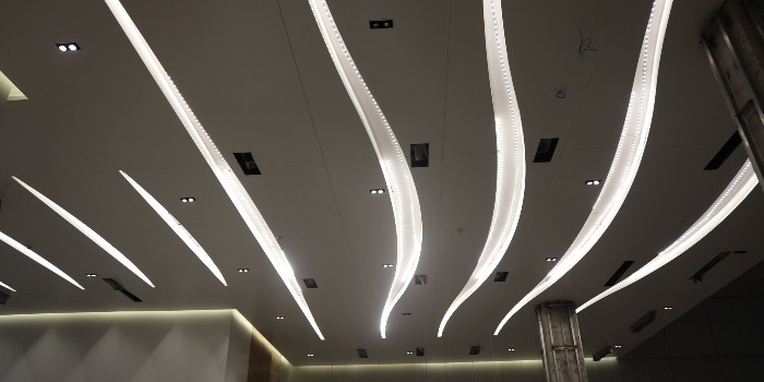 鋁單板廠家哪家強？看好這2個要求不用擔心質量問題