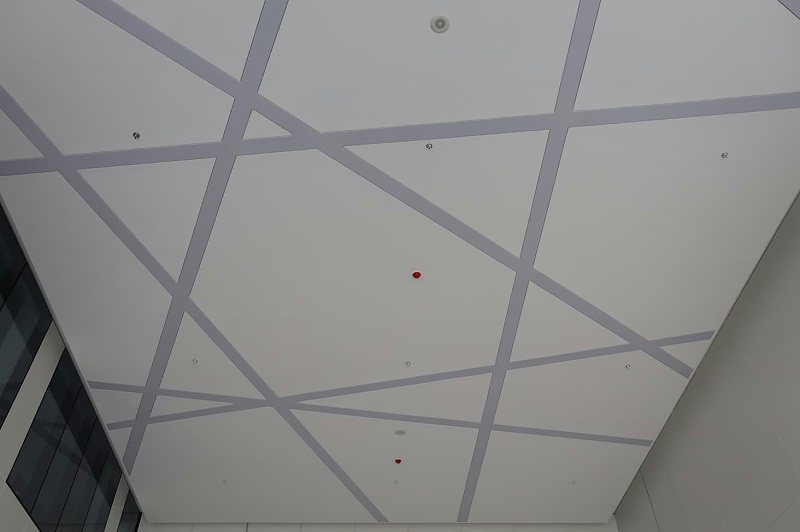 鋁單板廠家定制生產(chǎn)鋁單板吊頂